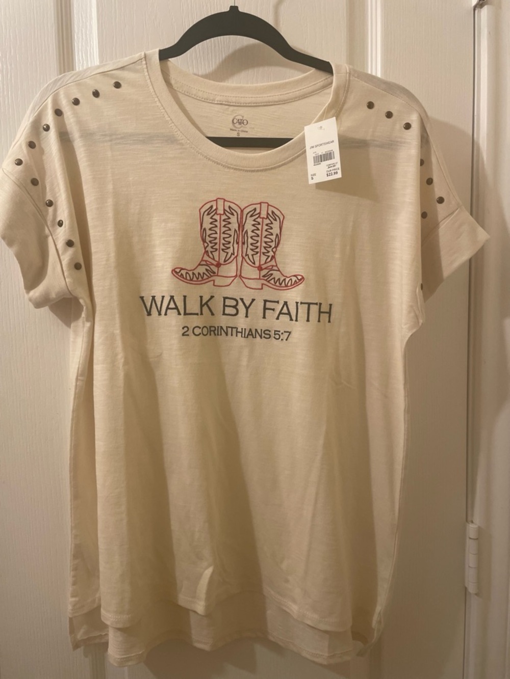Cato Cream Graphic Tee with Red Boot Embroidery
